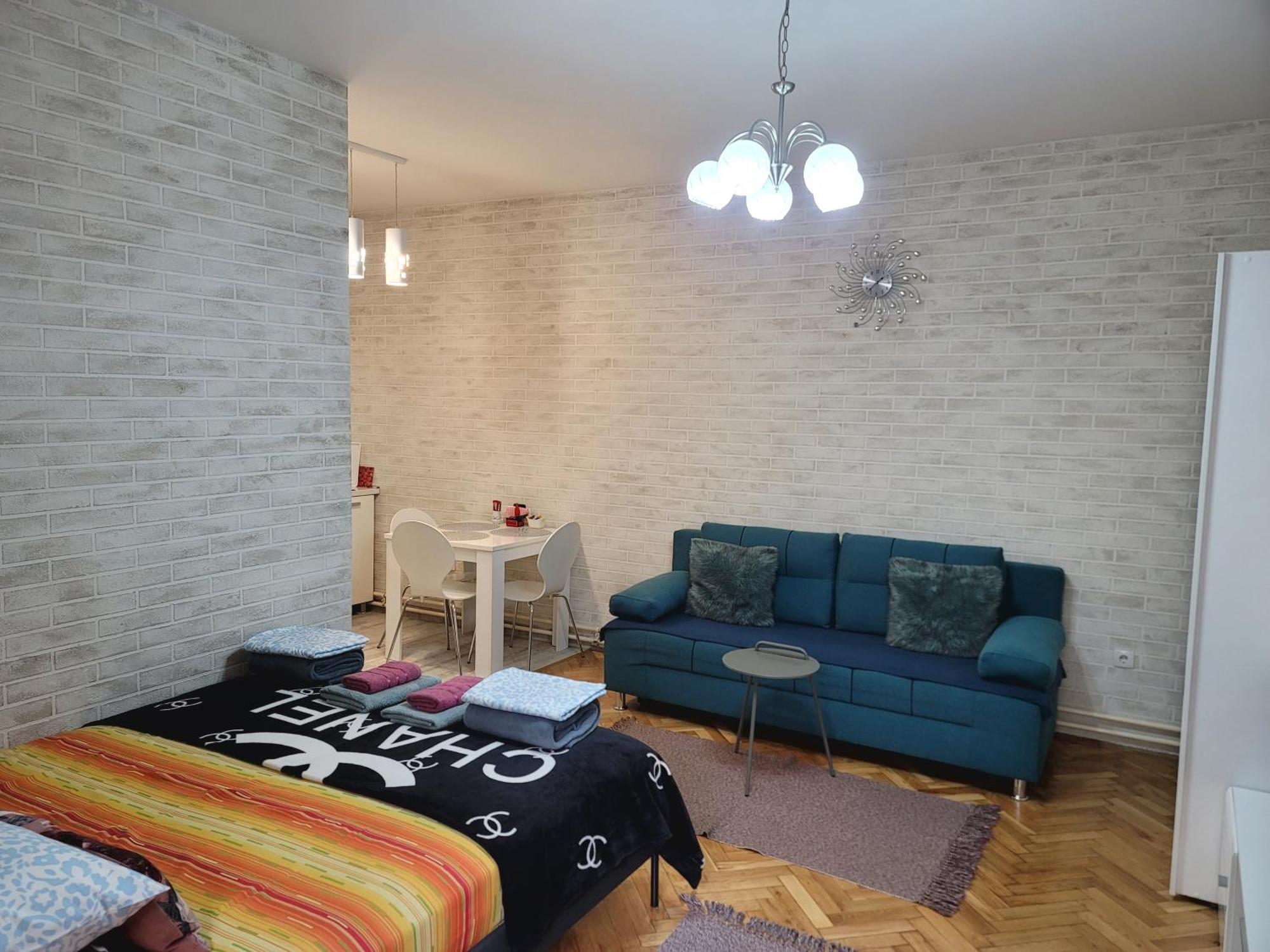 Apartman "Garden" Novi Sad Exterior photo