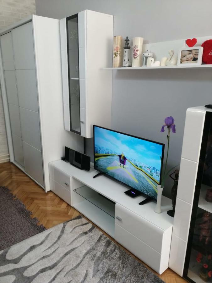 Apartman "Garden" Novi Sad Exterior photo